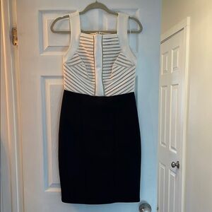 Chic Black and White Sleeveless Dress
